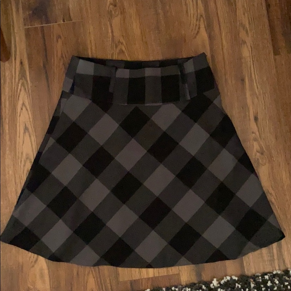 checkered skirt